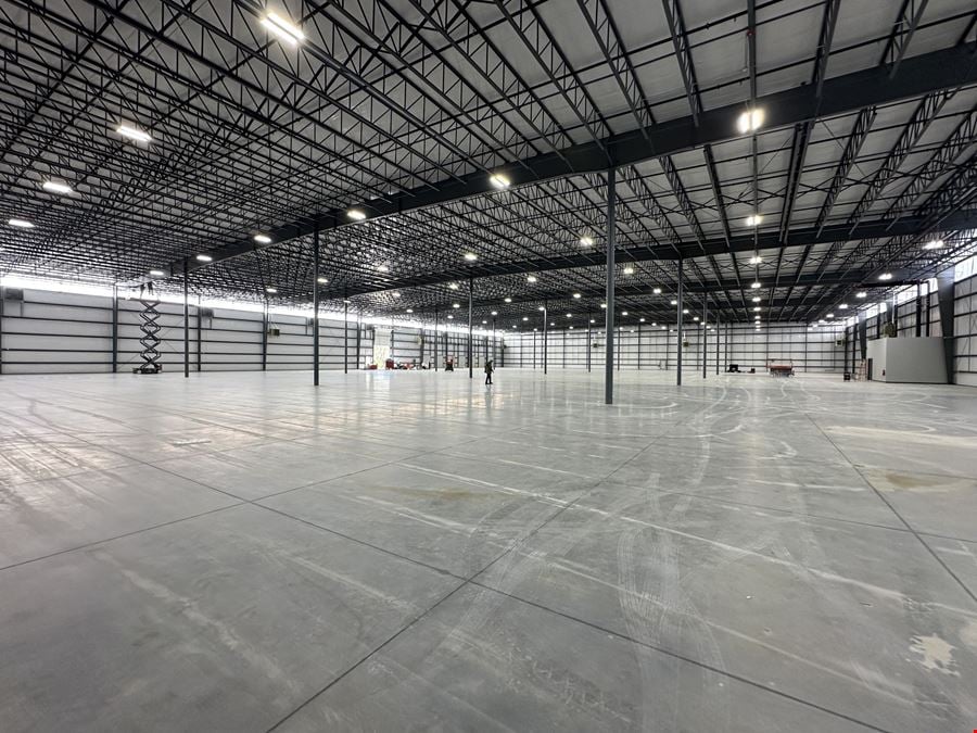 75,160 SF Premium Distribution Center for Lease
