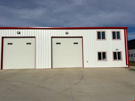 Preview of Industrial space for Rent at 5016 Platoon Ave