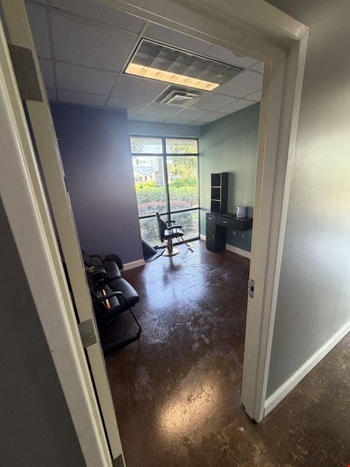 201 Ring Road Suite 60