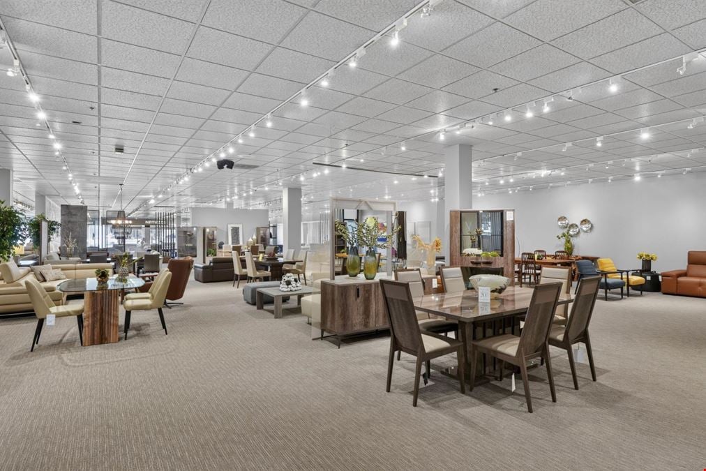 Flagship Creve Coeur Retail