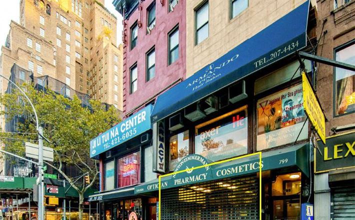 Preview of Retail space for Rent at 757 Lexington Ave