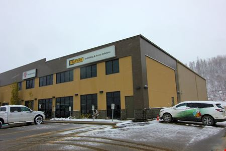 Preview of commercial space at 1005 Memorial Drive