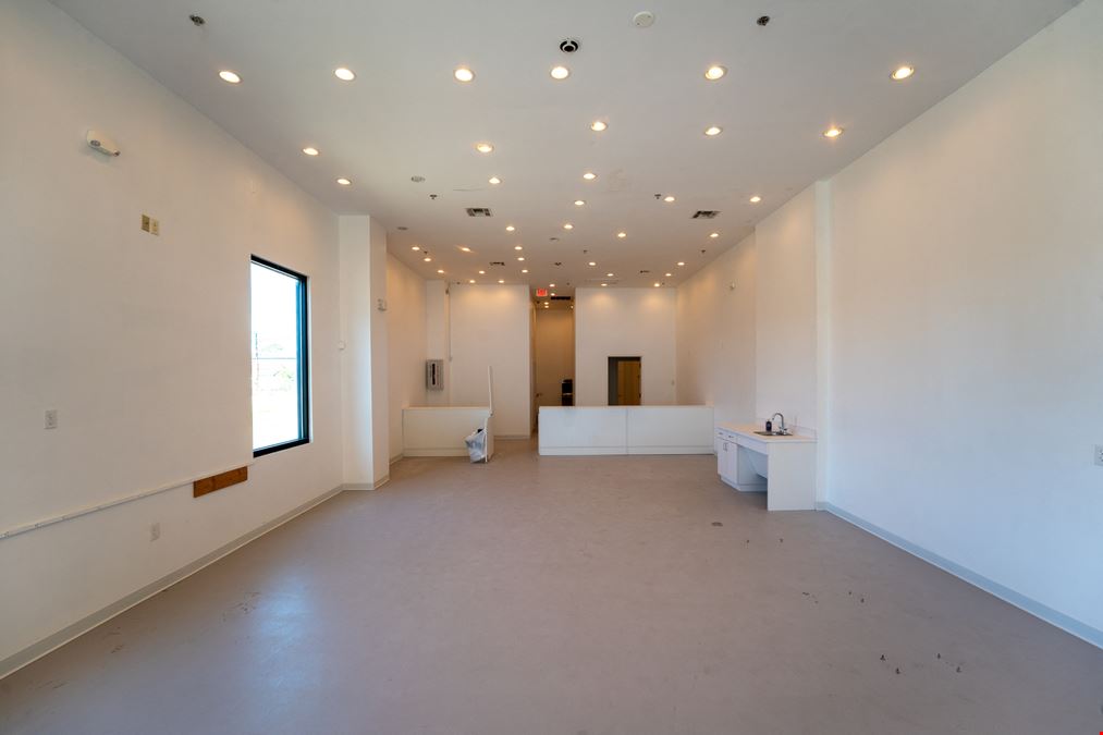 Crescent City Club - Suite 1A