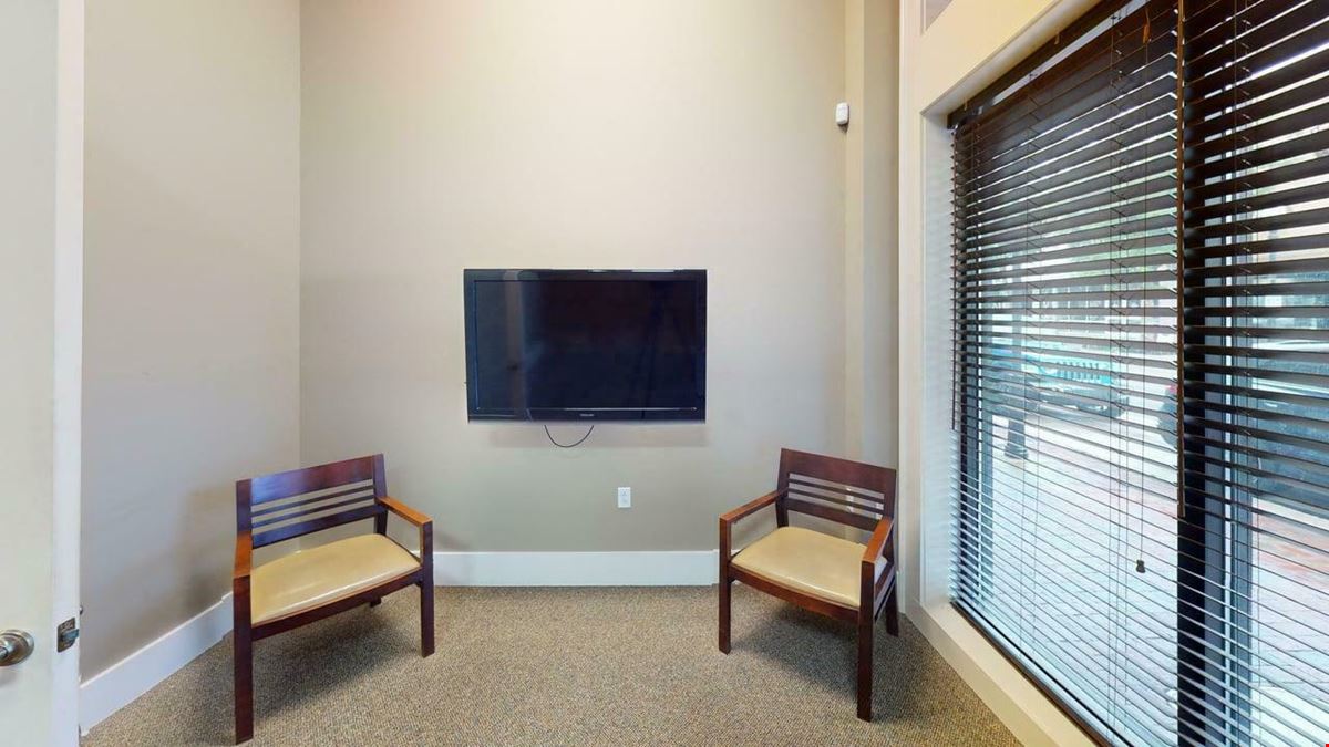 Downtown Pensacola Lease Opportunity