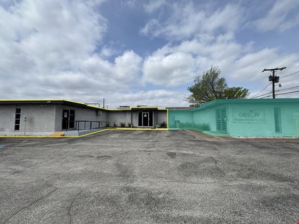 Preview of Retail space for Rent at 811 North O'Connor Road