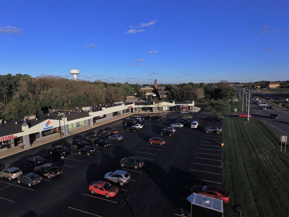 Lincoln Ridge Plaza