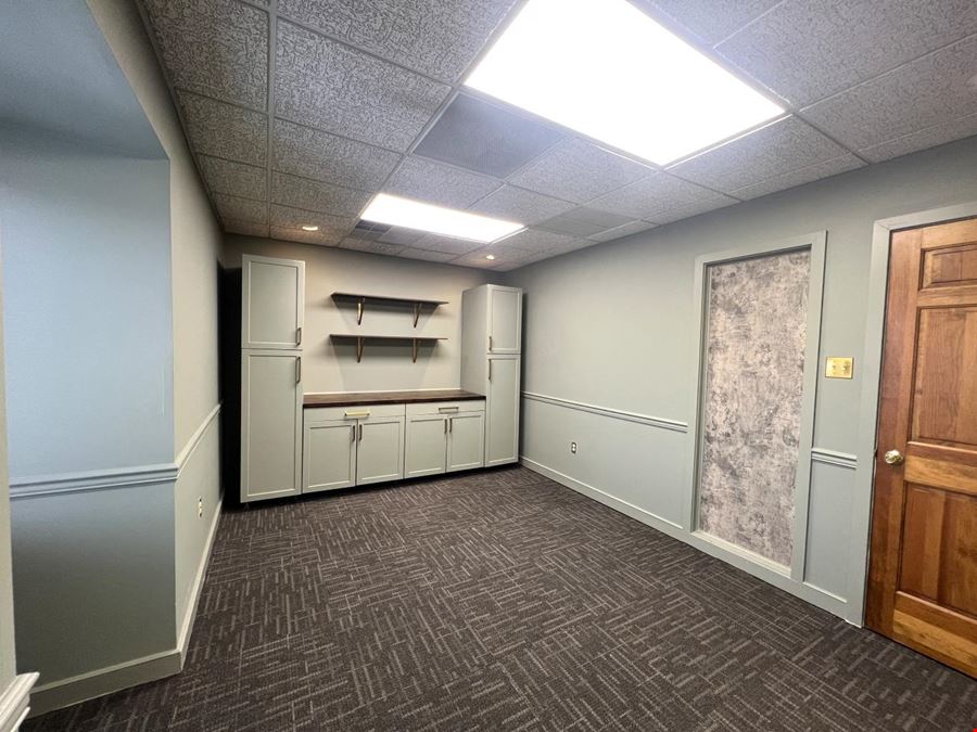 1242 West Chester Pike