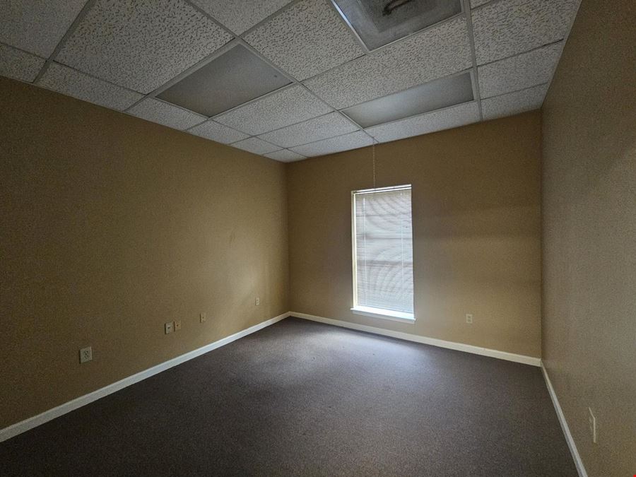 14741 Pebble Bend
