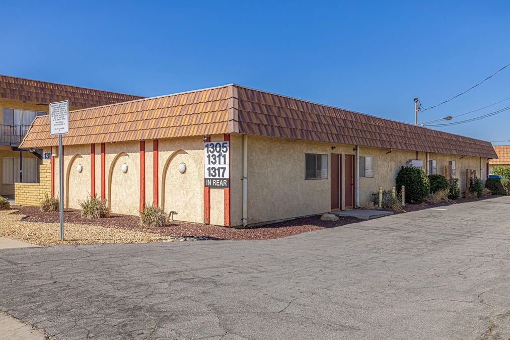 1309 E Palmdale Blvd