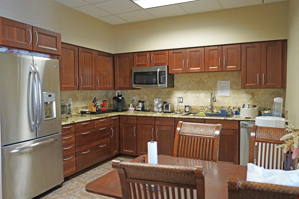 Freestanding Office for Sale