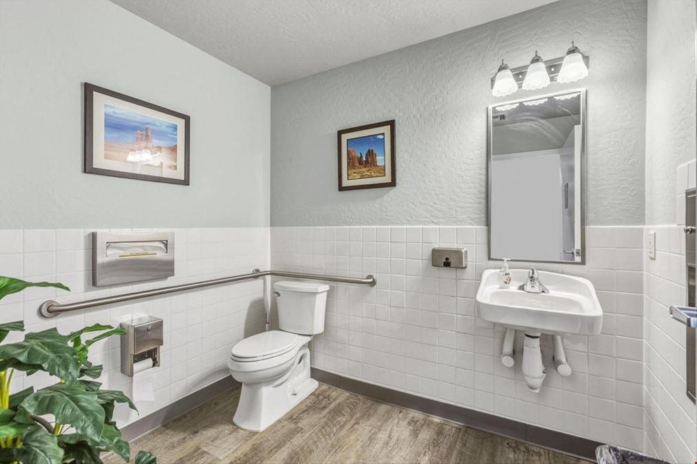 460 W Main St Fernley NV 89408