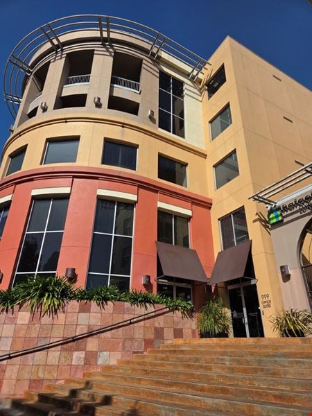 Preview of Office space for Rent at 999 5th Avenue