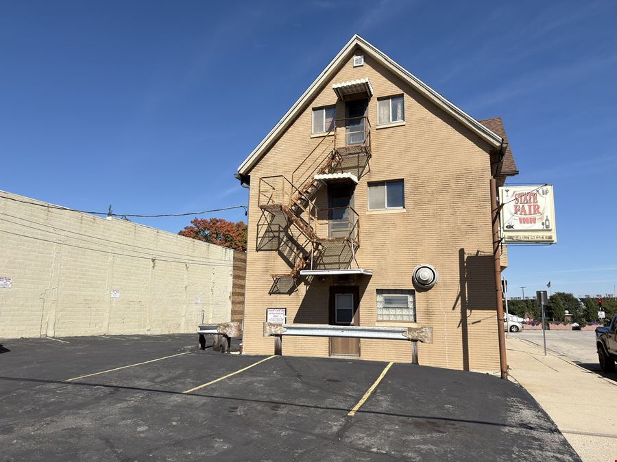 8101 W Greenfield Ave