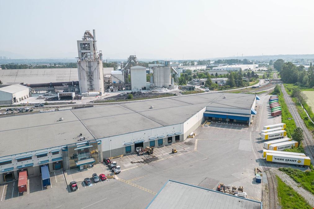 Unit 100 - 7530 Hopcott Road