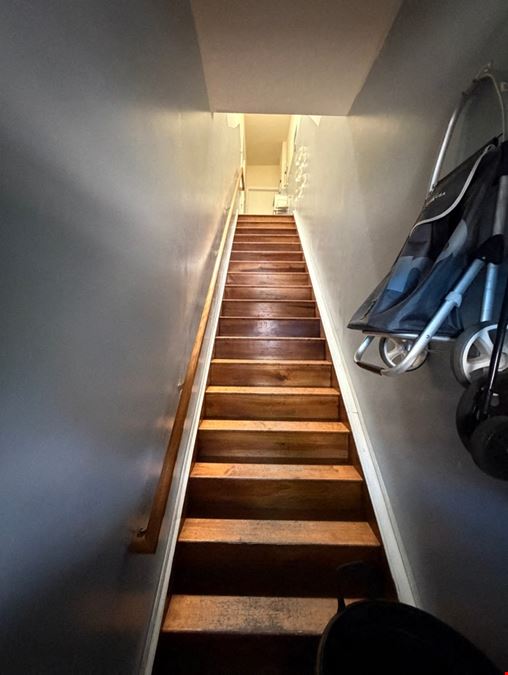 240 Avenue U