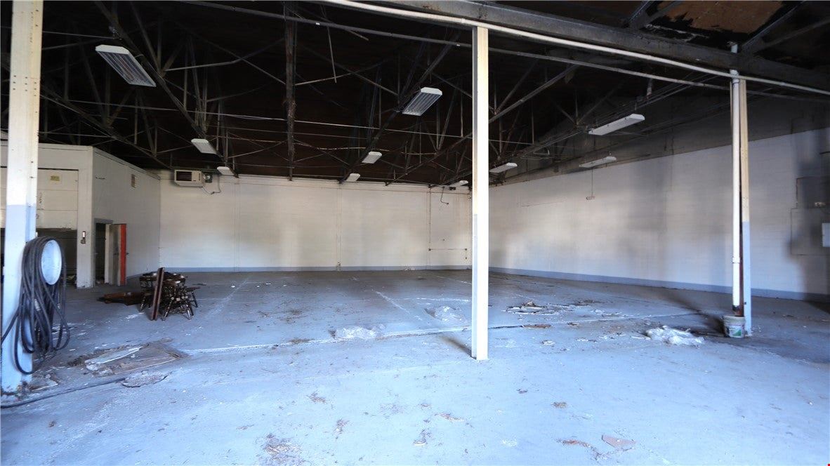 142 Middle St
