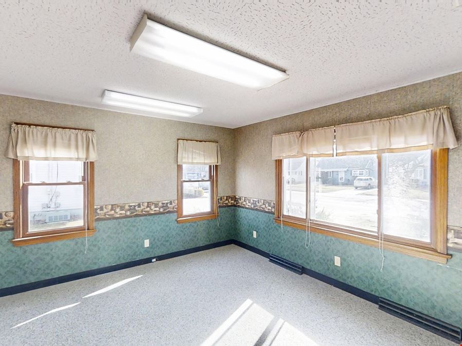 1438 W. 38th Street