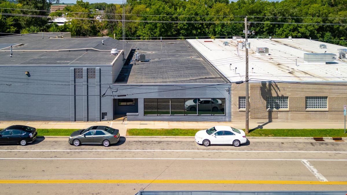 Flexible Industrial & Commercial Spaces | 3-Phase Power & Loading Access