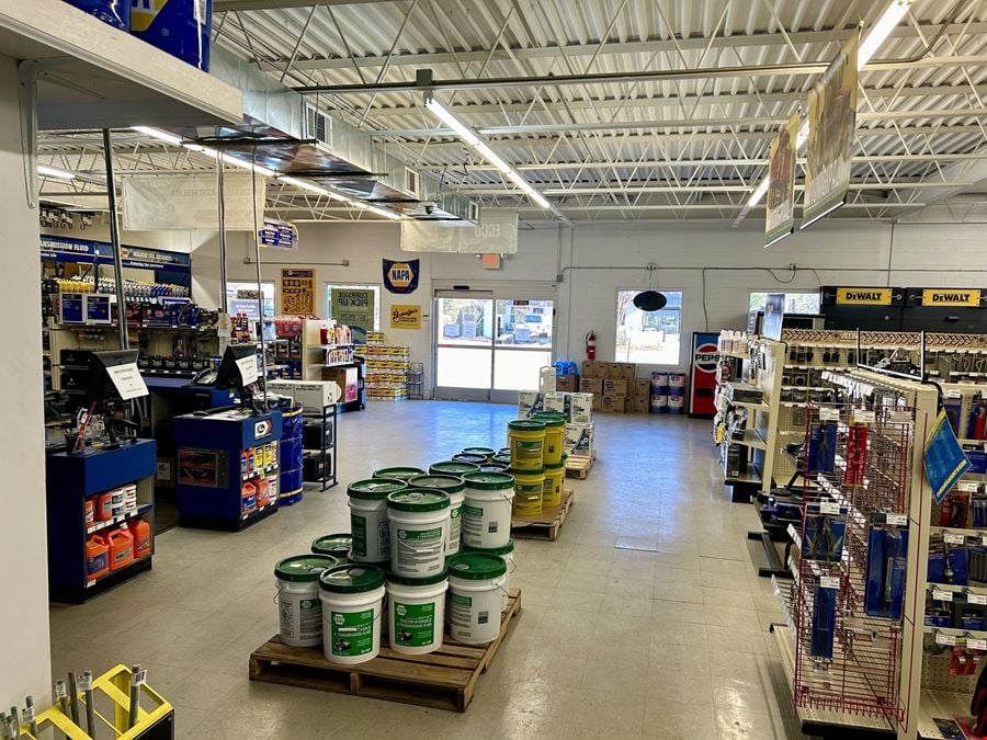 NAPA Auto Parts Retail Location