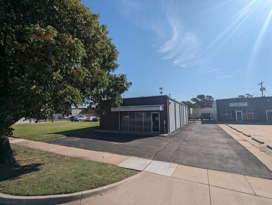 1,950 Flex Office Space for Lease