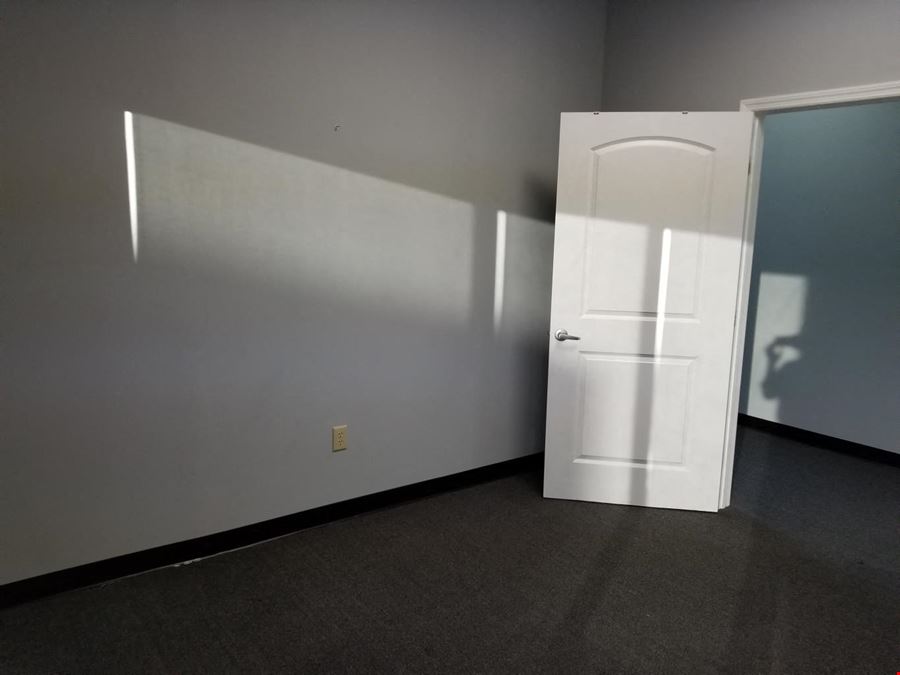 Divine Design Business Center