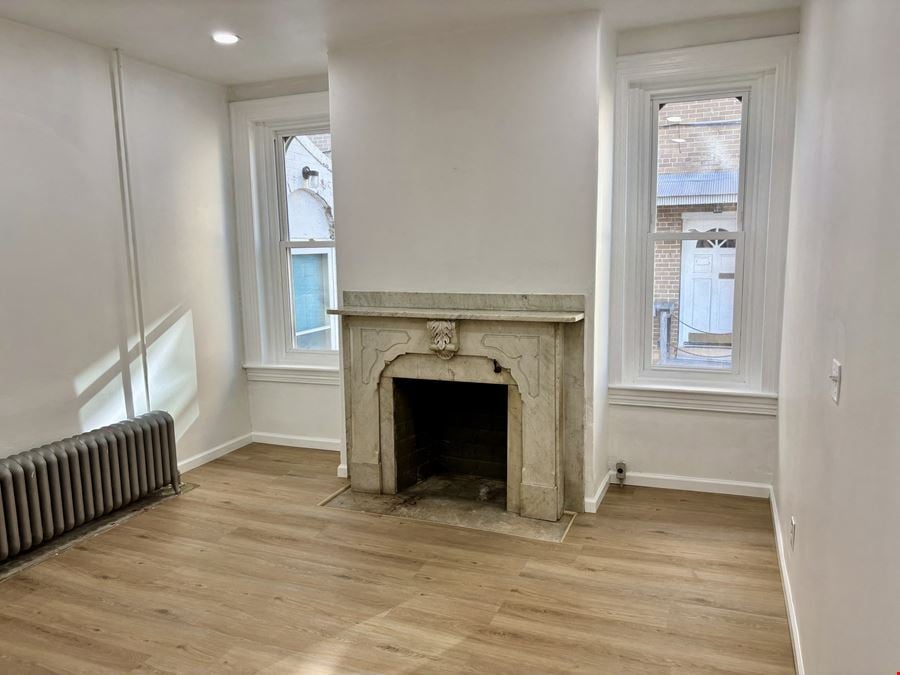 Listing #45 - 135 W Main St, Elkton, MD
