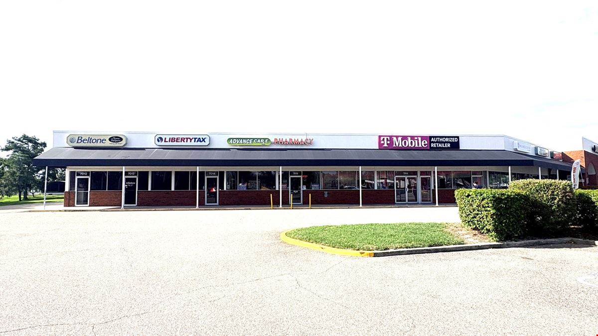 Retail Storefront In A High Traffic Location