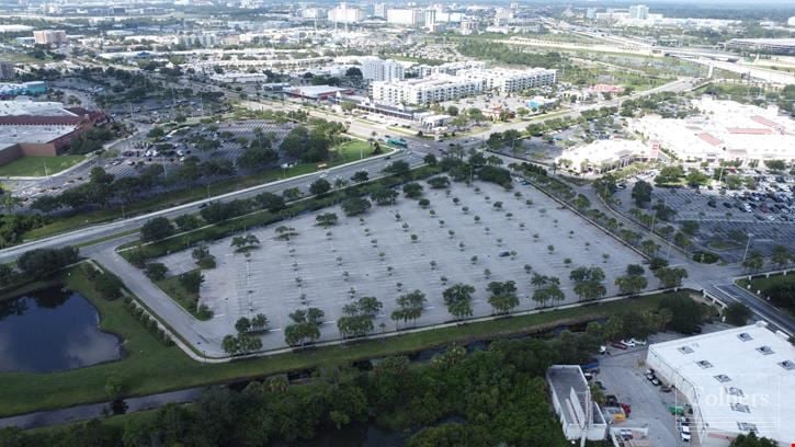 Orlando International Premium Outlets Outparcel