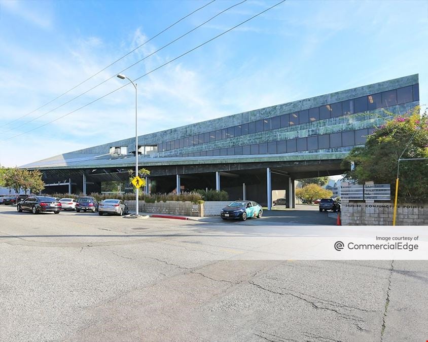 3542 Hayden Ave.
