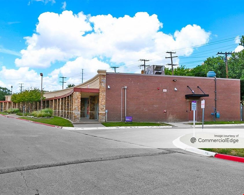 2600 North Stemmons Fwy