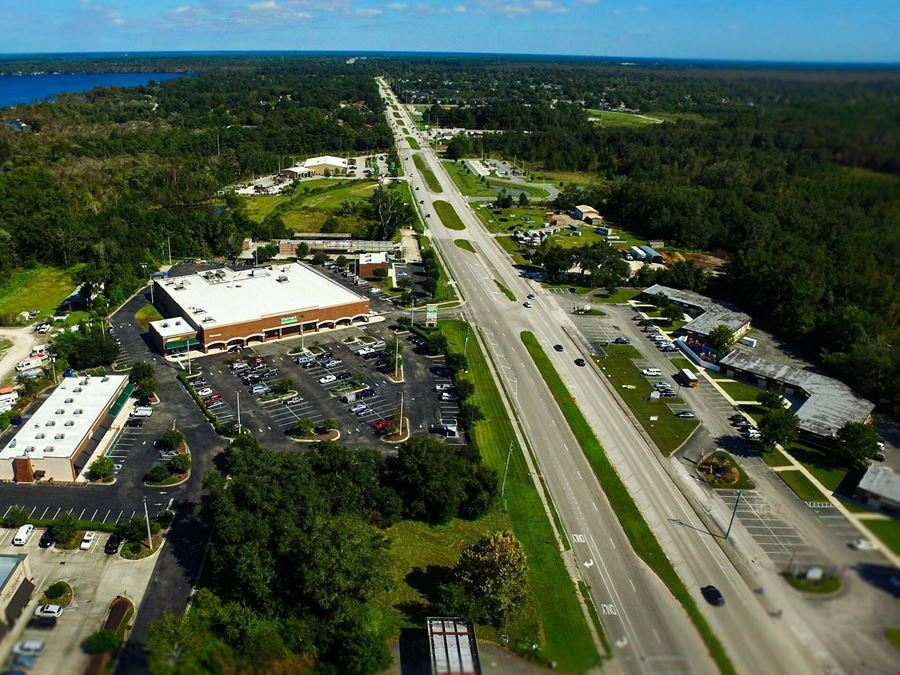 Village Shoppes at Doctors Inlet