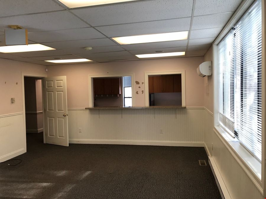 940 Federal Rd, Brookfield, CT