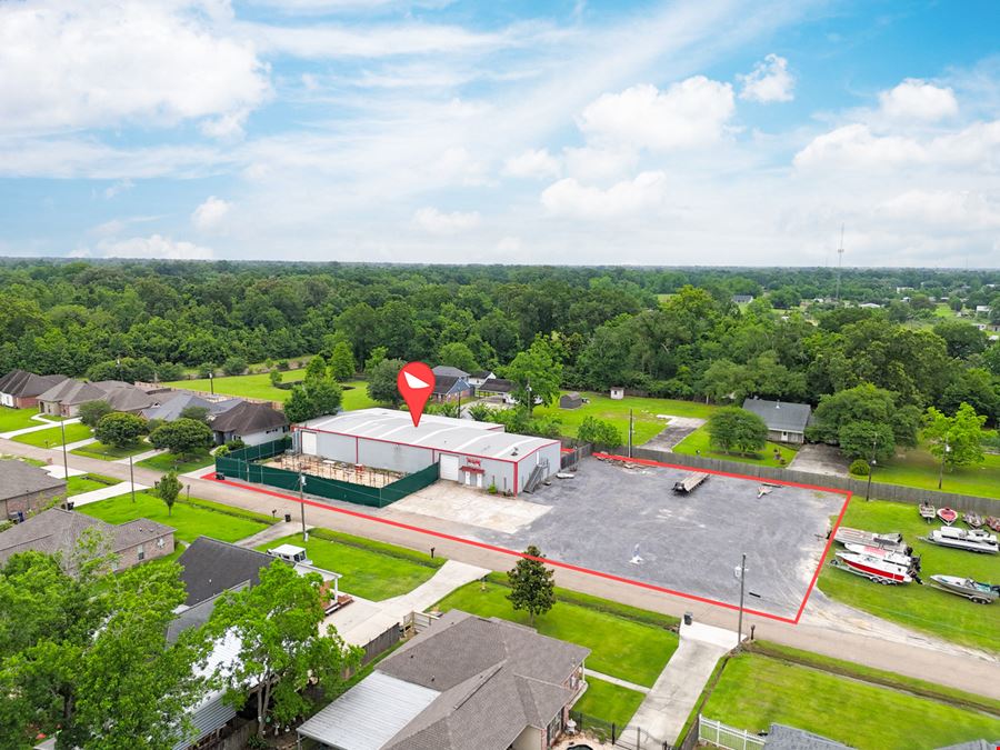 ±10,000 SF Office/Warehouse with Yard Space