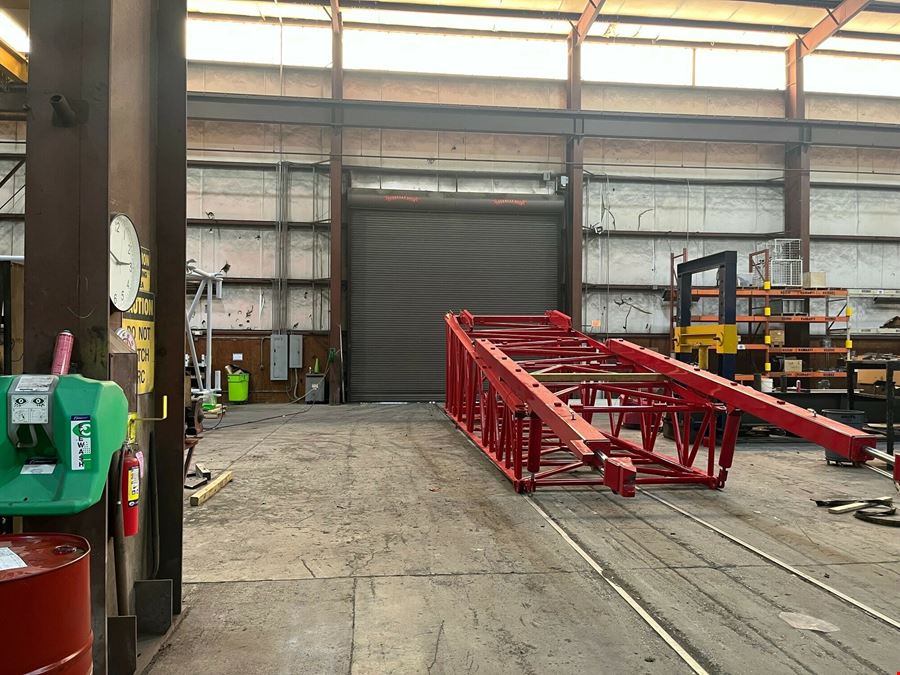 Freestanding Crane Served Warehouse