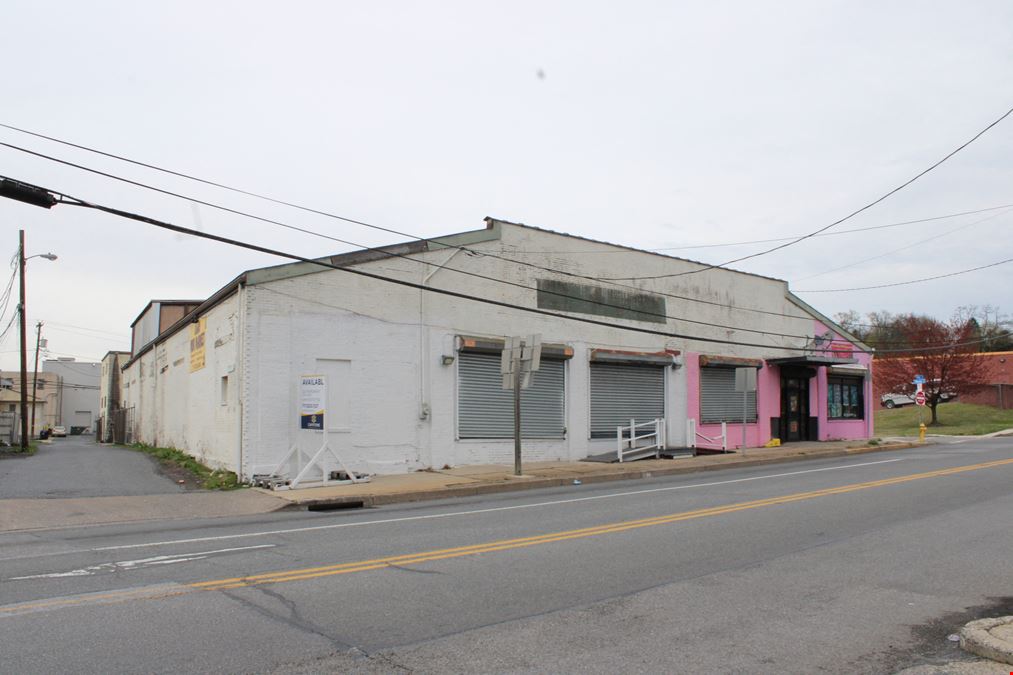 1104 Herr St