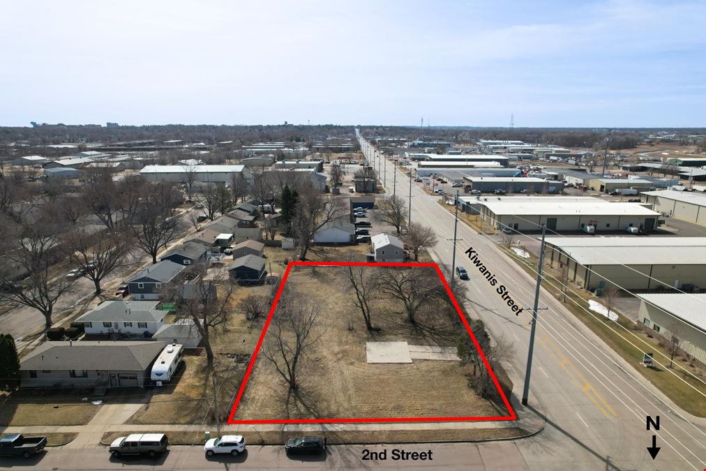 704 N. Kiwanis Avenue