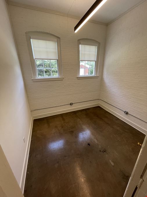302 Willard St