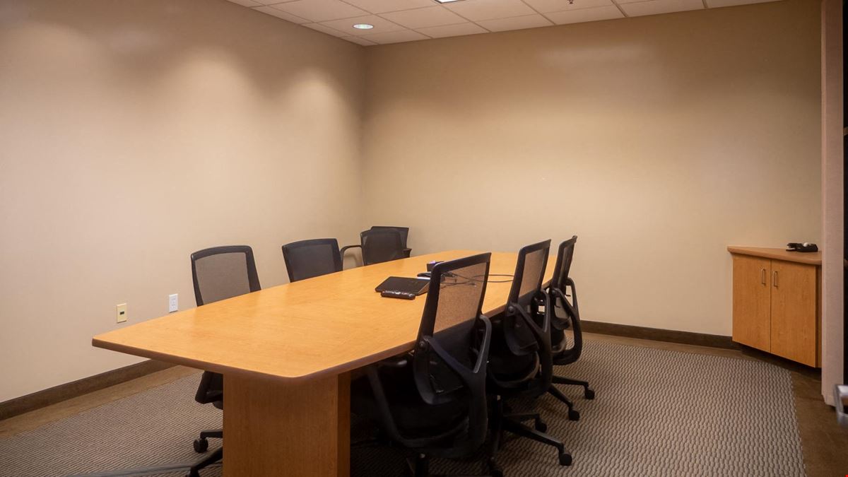 Flexible Commercial Space with Office & Warehouse