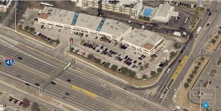 Preview of commercial space at 5819-5823 Gulf Freeway