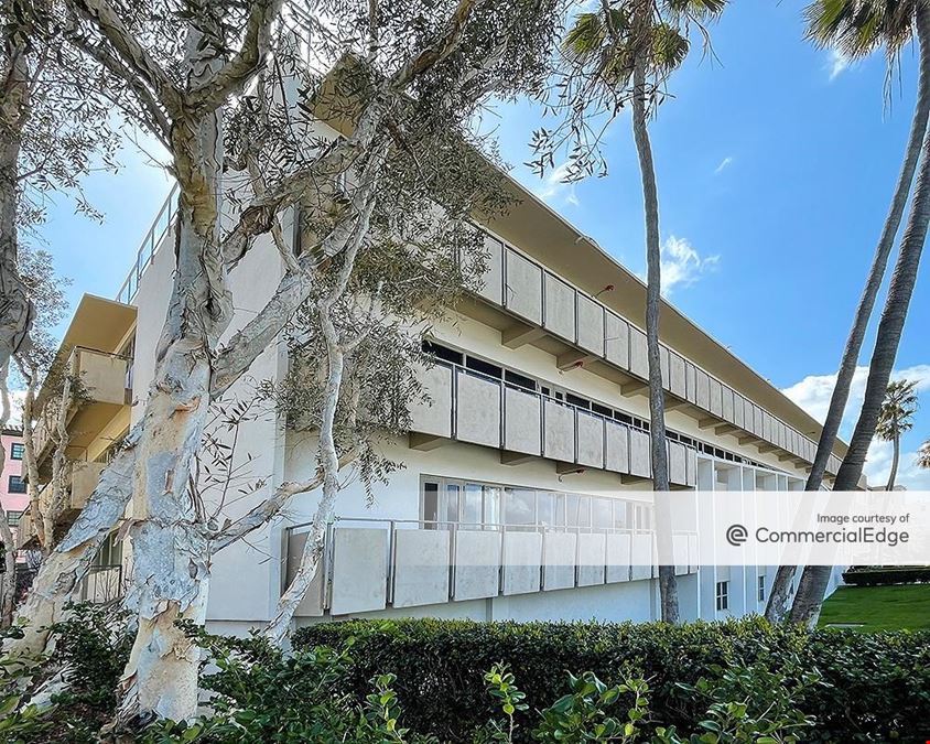 505 Coast Blvd South