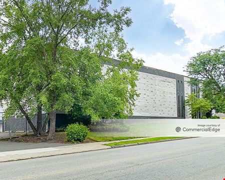 Preview of Industrial space for Rent at 191 40th Street