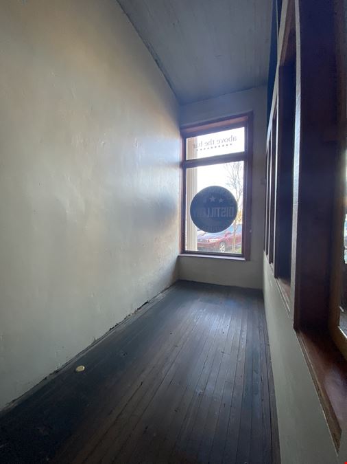 116 Courthouse Sq - Downtown Edgefield