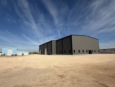Preview of commercial space at 1602 S Midkiff Rd