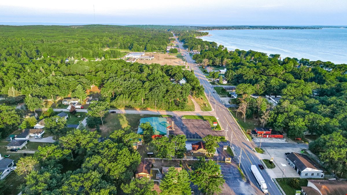 3287 W. Houghton Lake Dr.