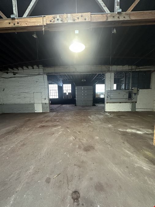 2328 W. Nelson St.