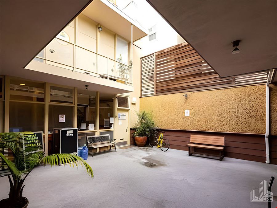 2305 Van Ness Ave