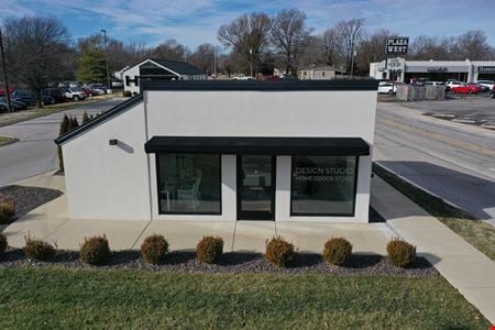 Preview of commercial space at 1959 S Glenstone Ave