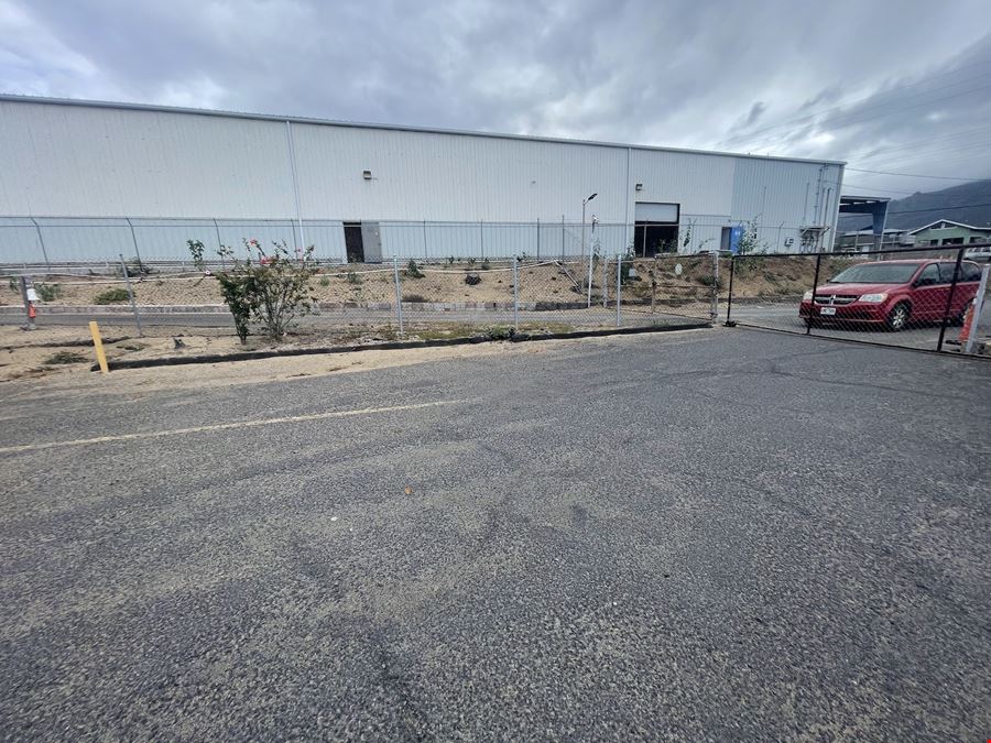 Small Office/Storage Flex in Kahului