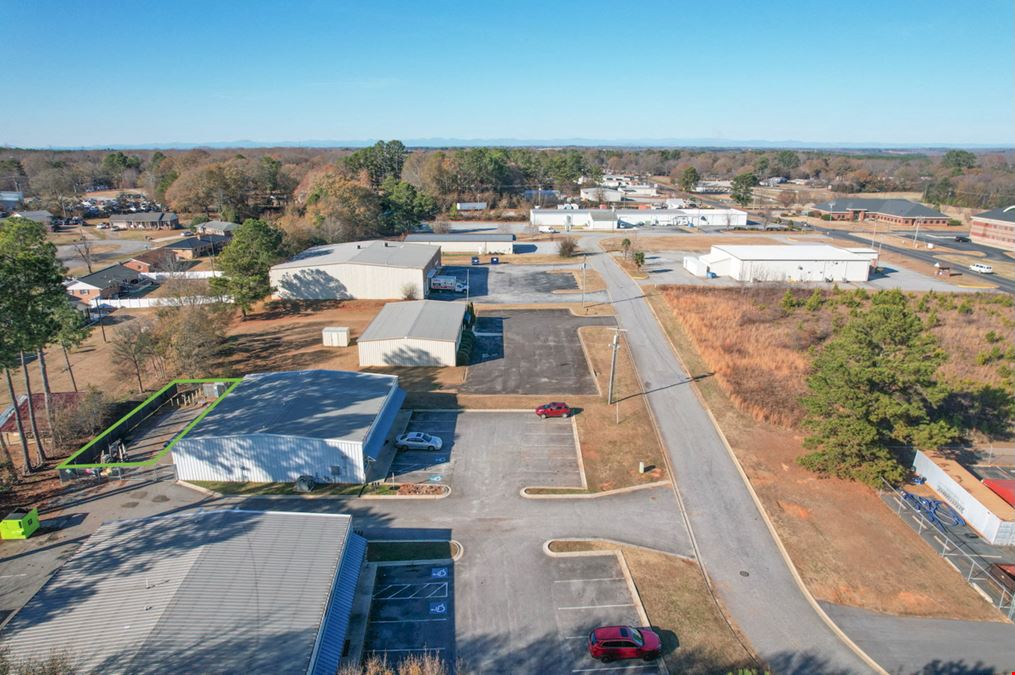 High-Visibility Flex Space Near I-85 | 1,200–7,200 SF Available
