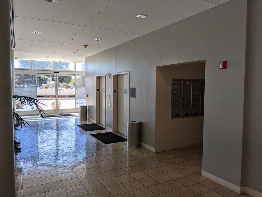 Lakewood Regional Medical Building